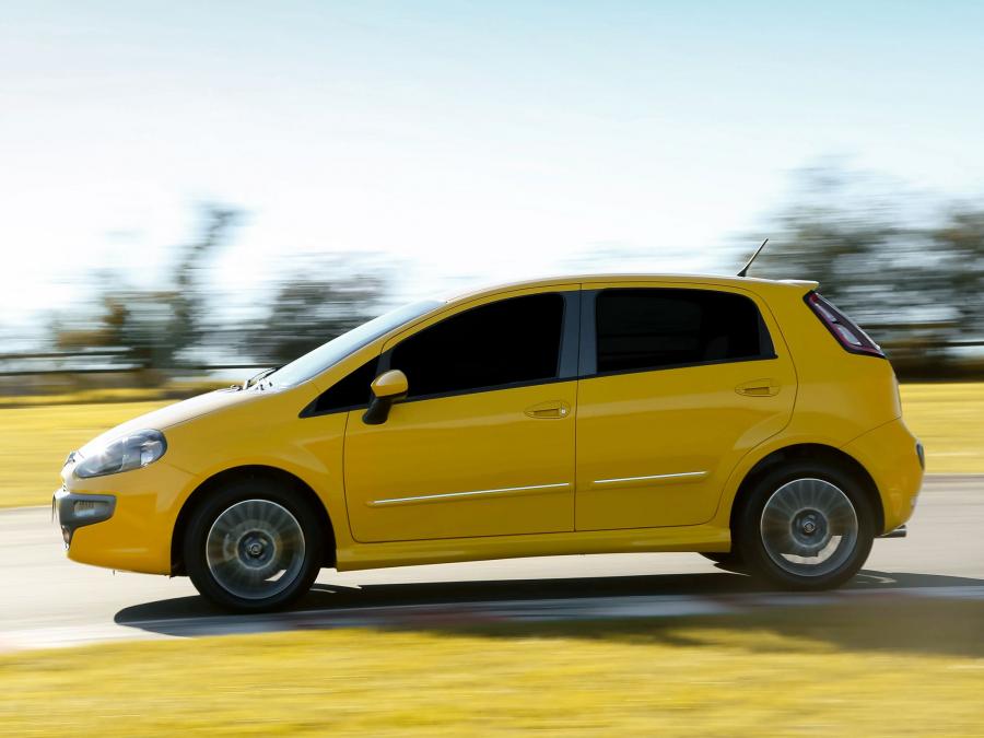  Fiat Punto Sporting 2012 года  (BR) (фото 16 из 24)